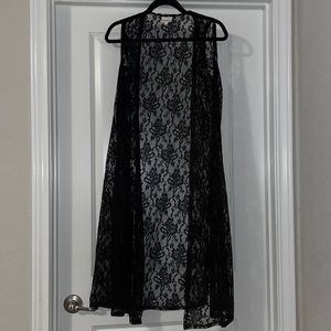 NWOT Sleeveless Black Duster